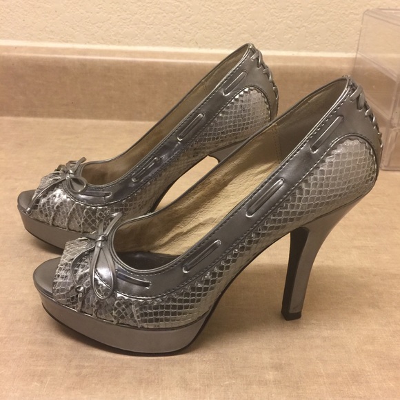 MICHAEL Michael Kors Shoes - 👠Michael Michael Kors Heels👠